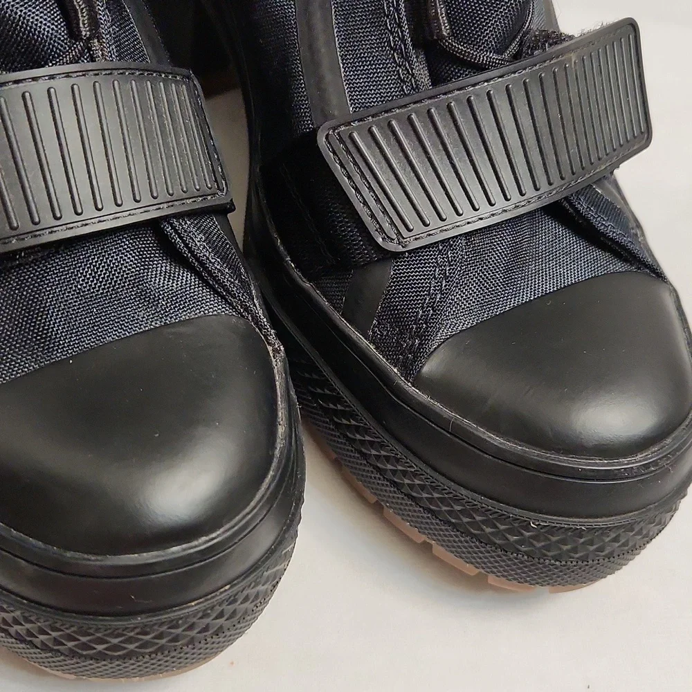 Converse CTAS GR82 Extra High Black Velcro Platform Heeled Boots (W Size 8.5)
